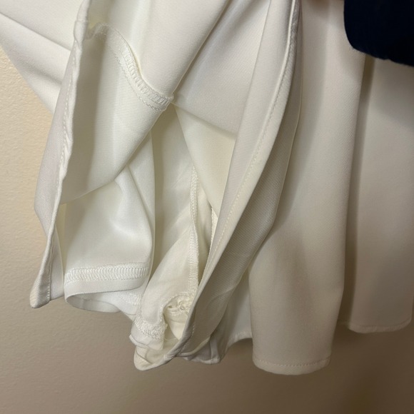 Lulus Aesthetic White Pearl Bow Long Sleeve Romper Medium - Picture 9 of 12